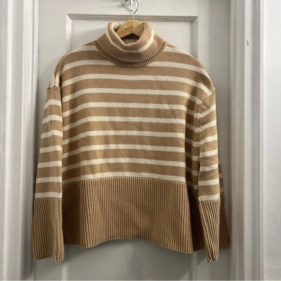 GAP 24/7 Split Hem Turtleneck Cotton Sweater Tan and White Stripe, size Small - Picture 3 of 7
